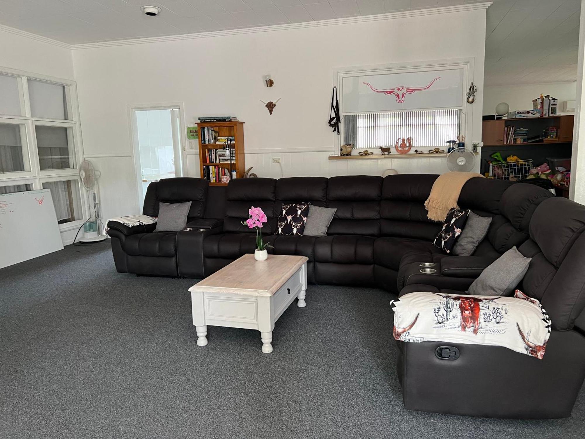 אורבוסט Longhorn Ranch Apartments מראה חיצוני תמונה