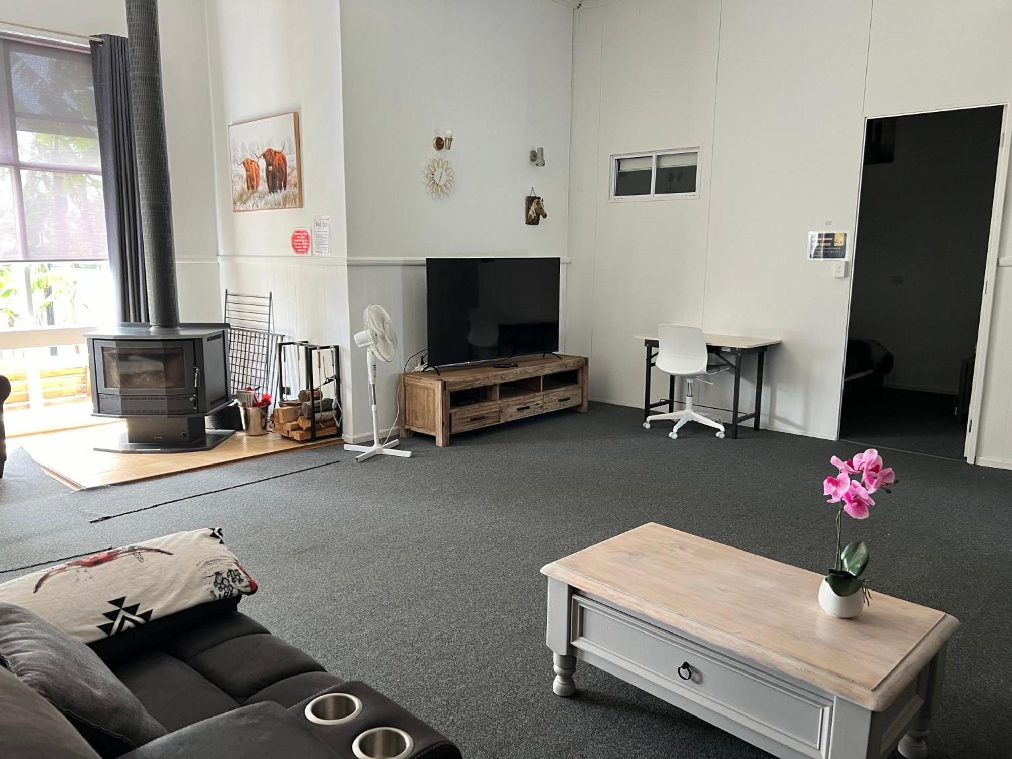 אורבוסט Longhorn Ranch Apartments מראה חיצוני תמונה