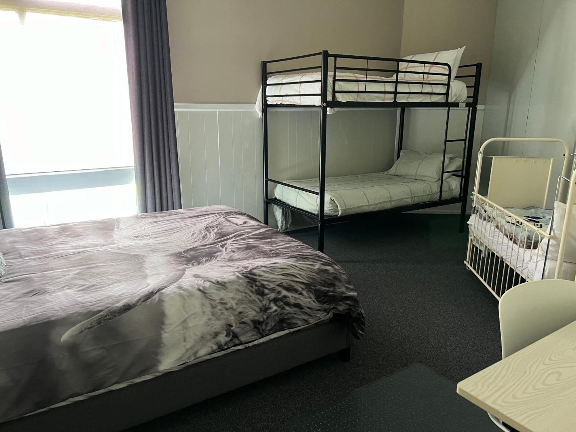 אורבוסט Longhorn Ranch Apartments מראה חיצוני תמונה